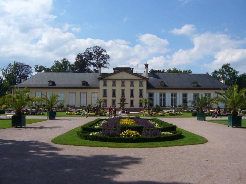 Le Pavillon Joséphine dans le Parc de l'Orangeire © CC-BY Jonathan M.